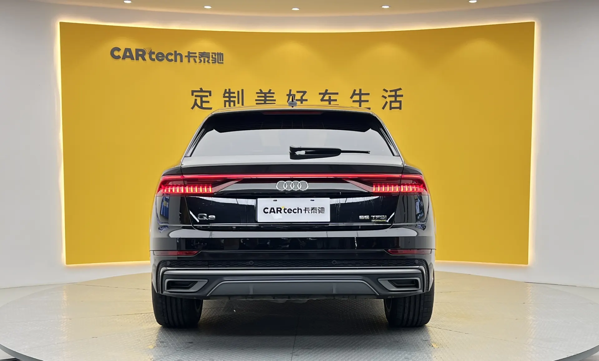 Audi Q8 55 TFSI, 2022 6
