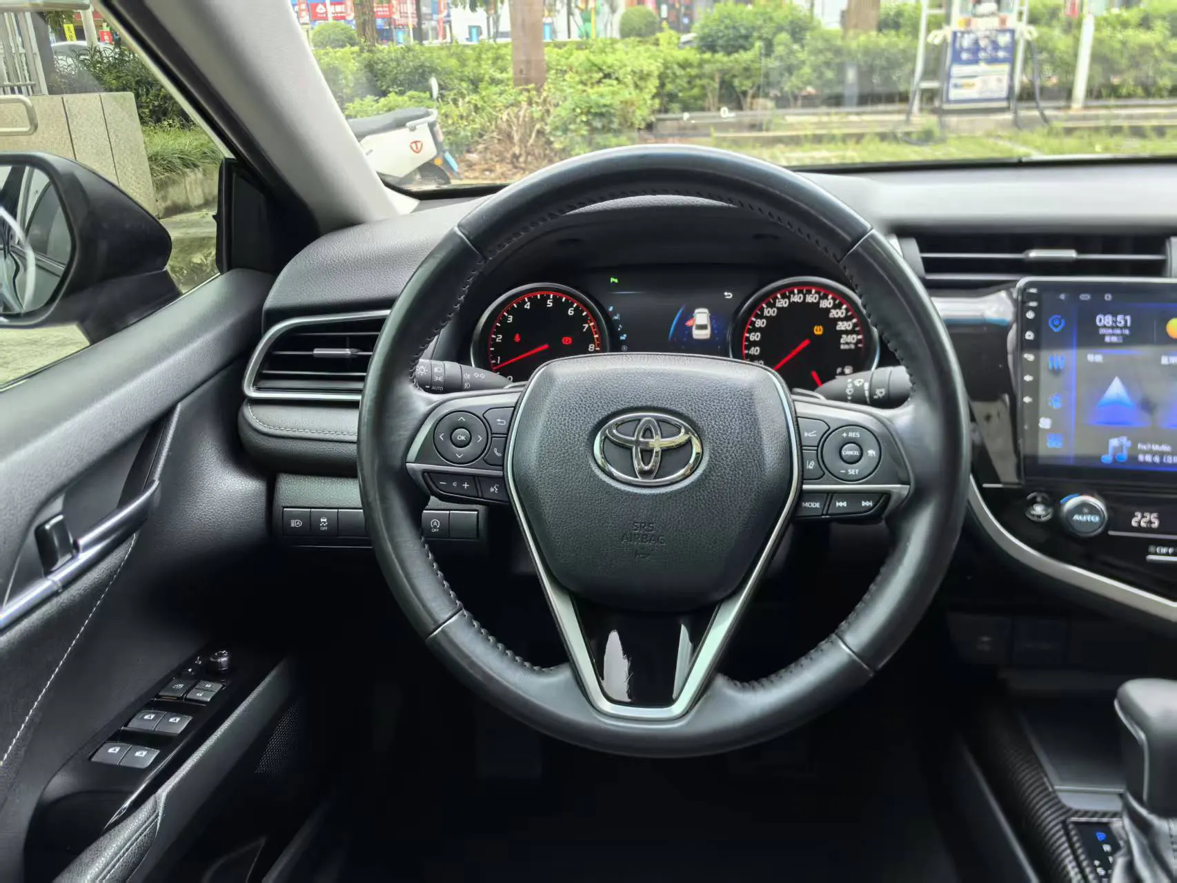 Toyota Camry, 2019 16