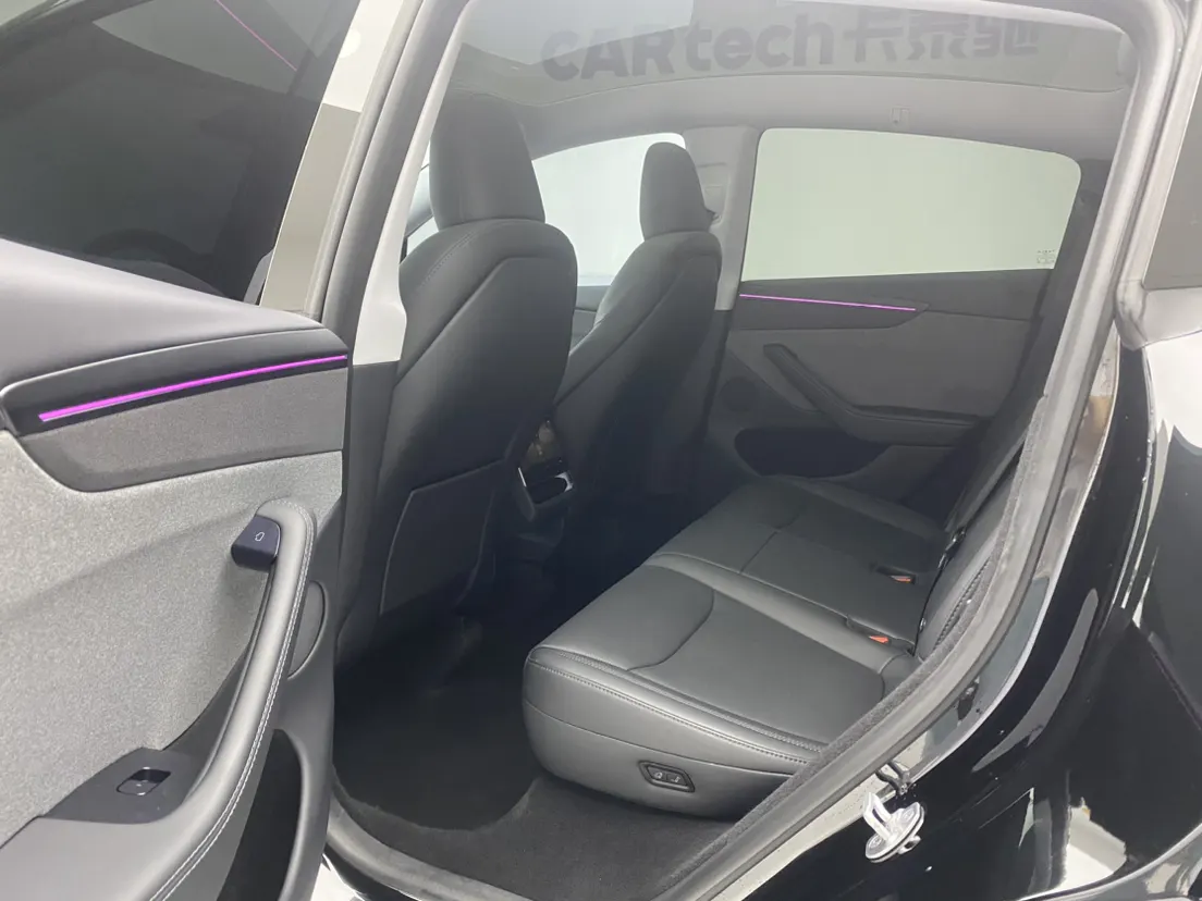 Tesla Model Y, 2025 20