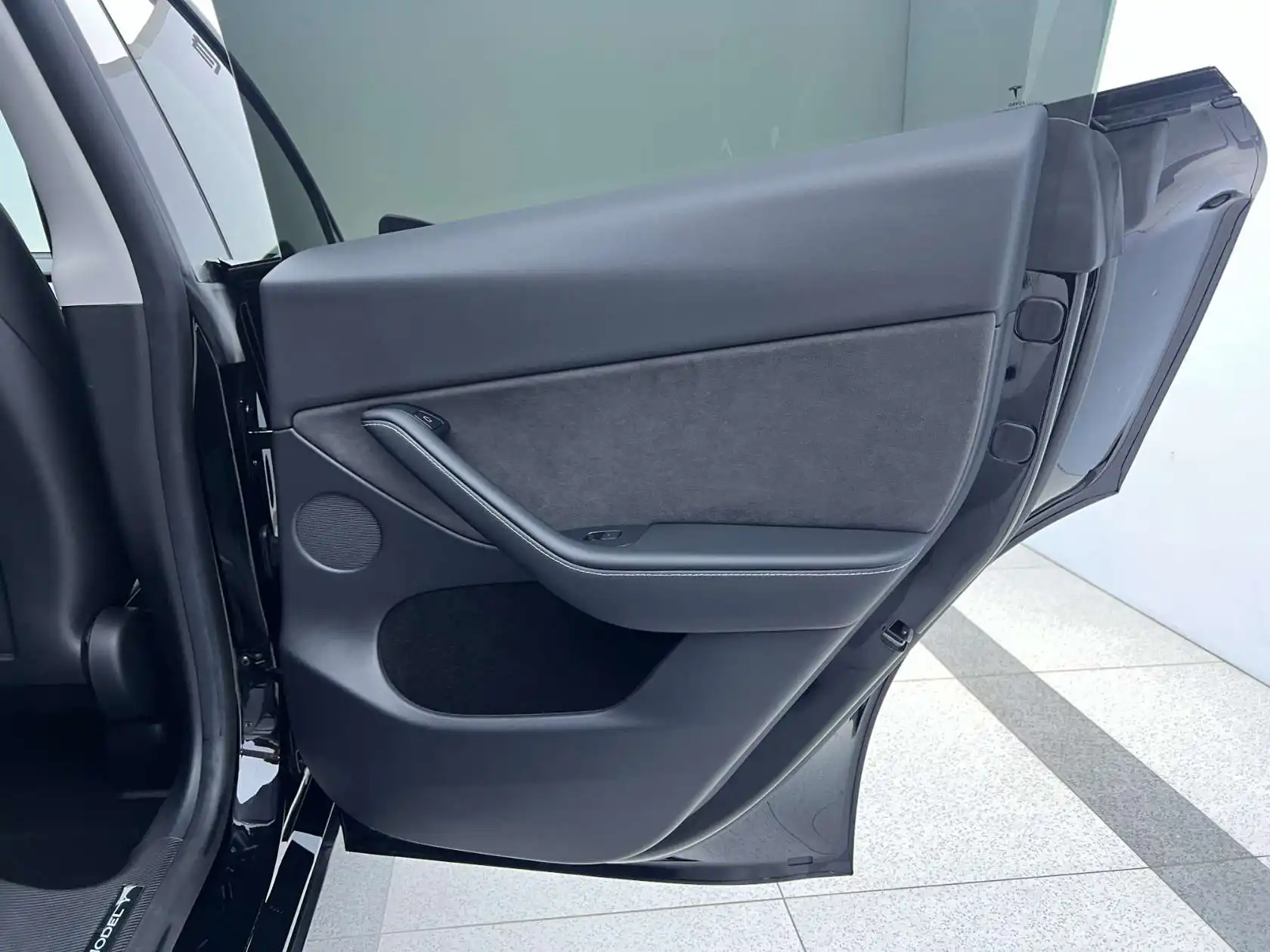 Tesla Model Y, 2022 15