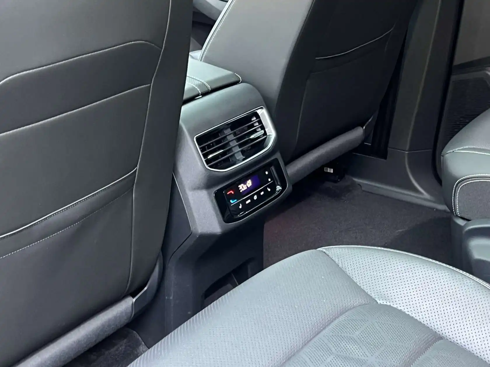 Volkswagen Talagon, 2023 15
