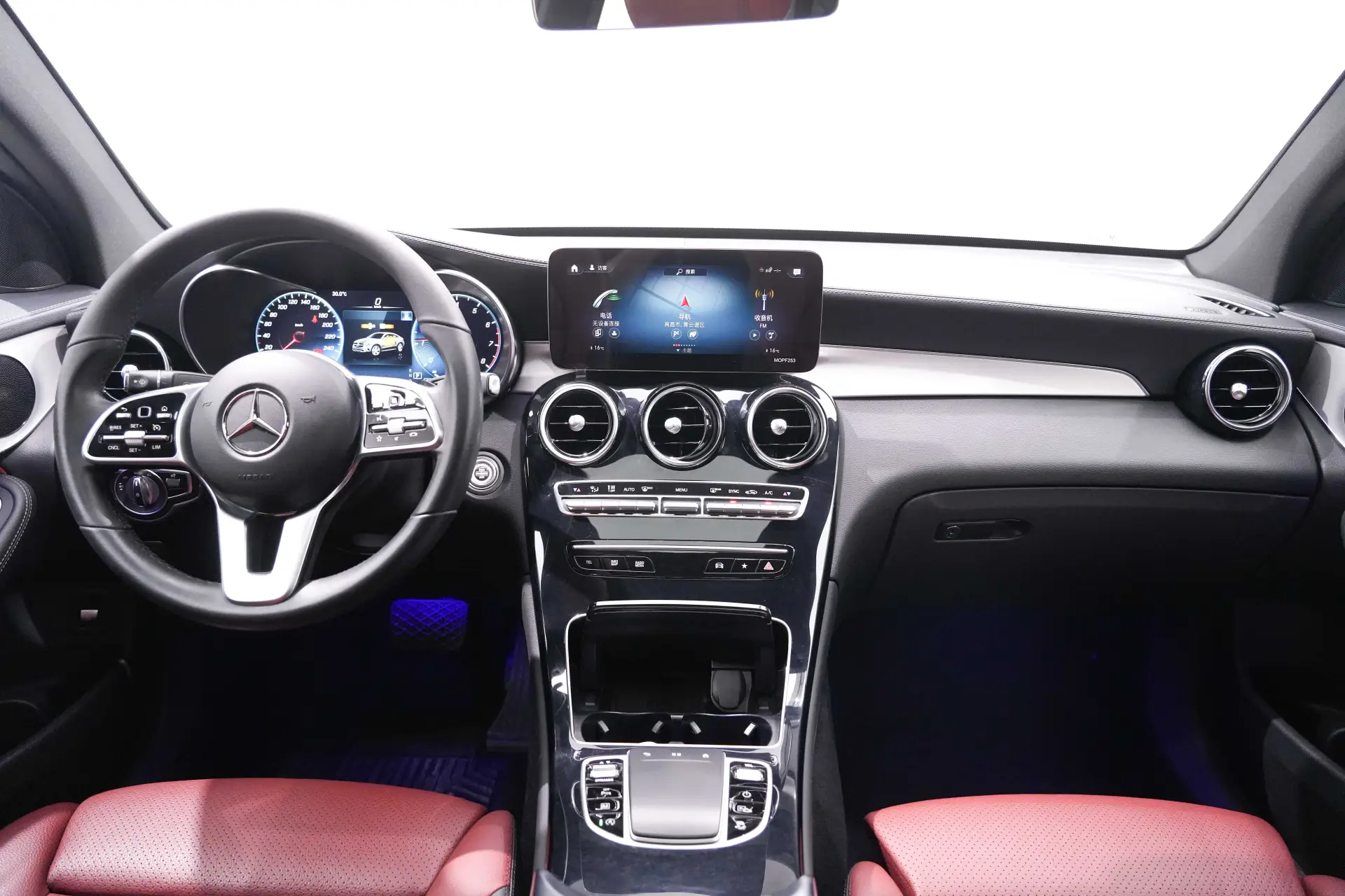 Mercedes-Benz GLC 260 4MATIC, 2021 15