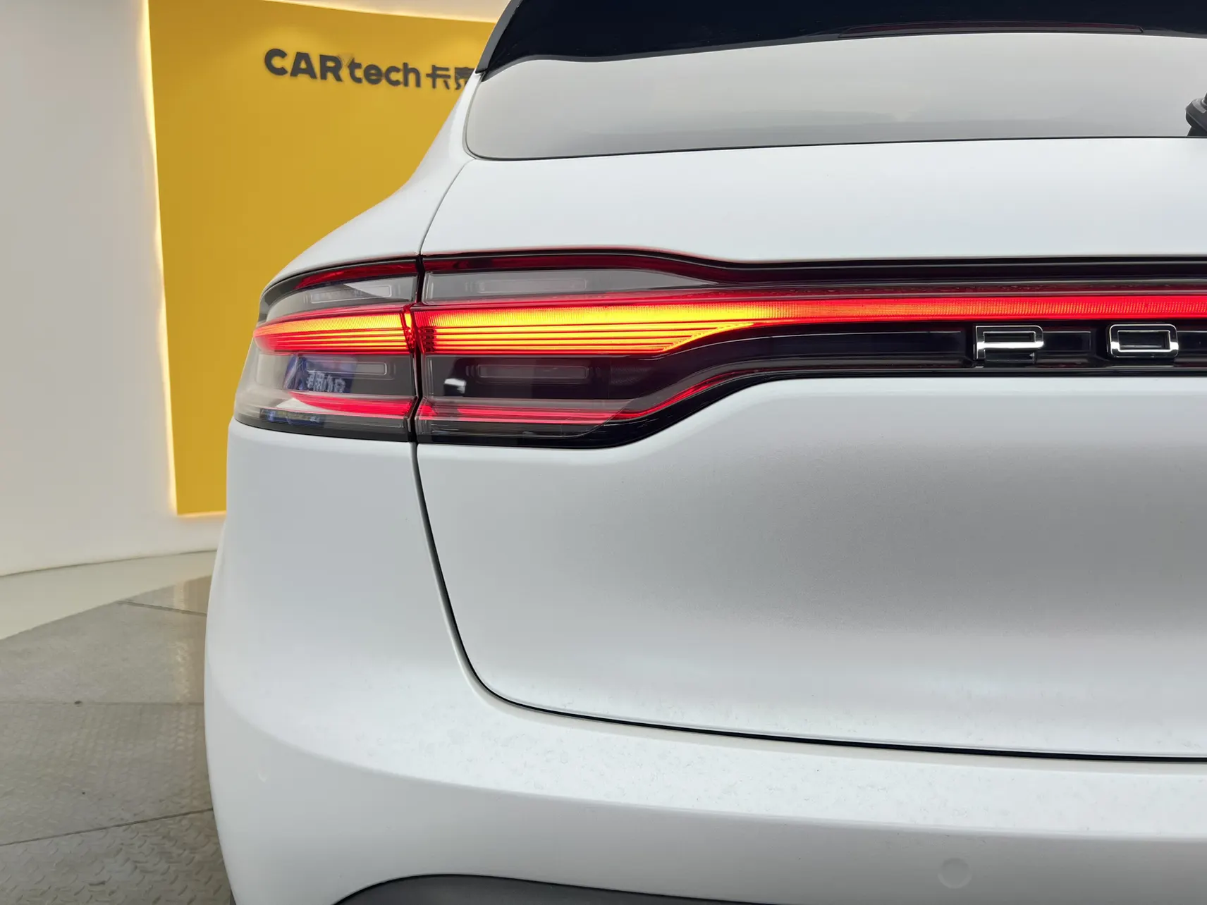 Porsche Macan, 2023 11