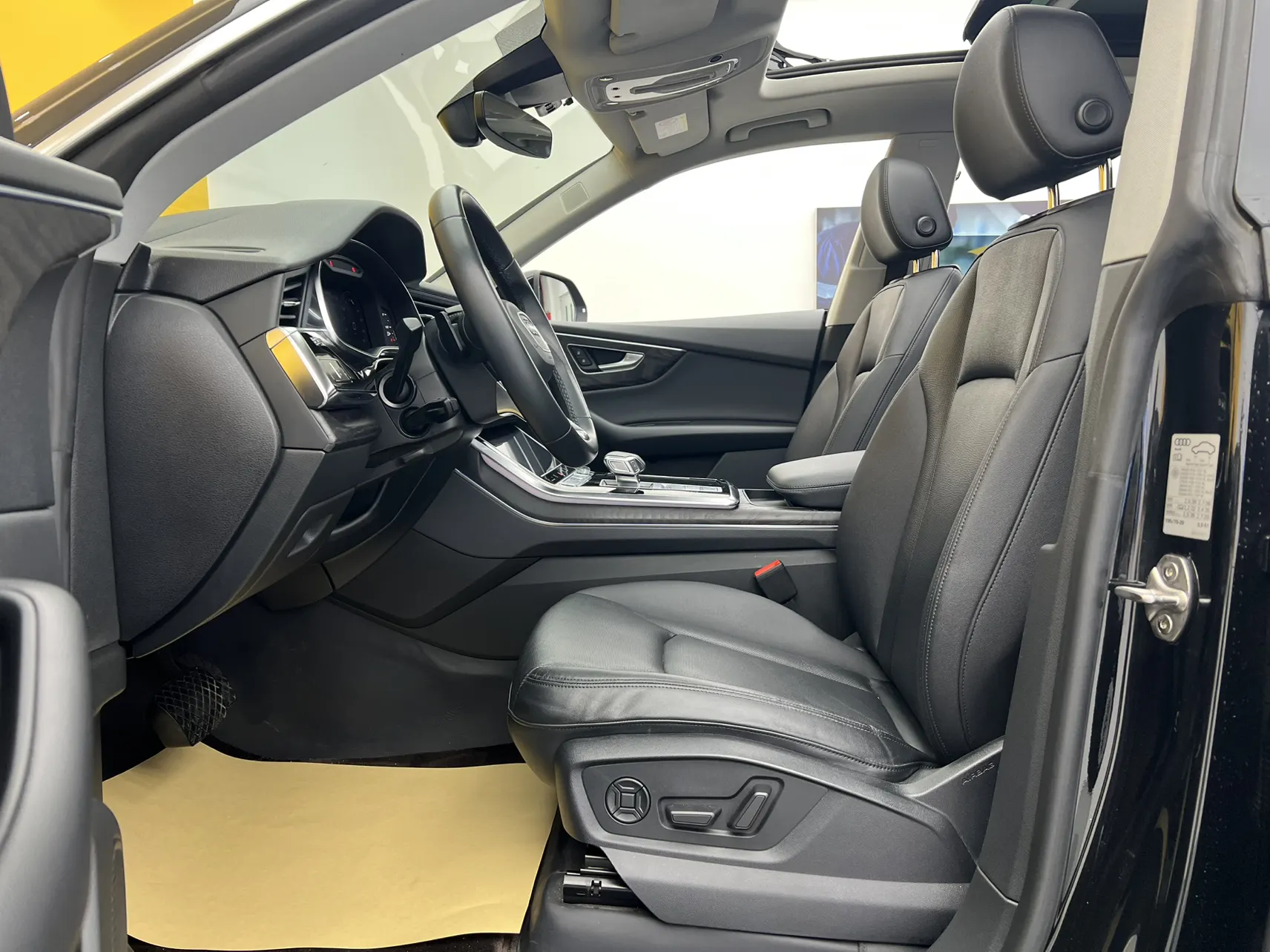 Audi Q8 55 TFSI, 2022 22