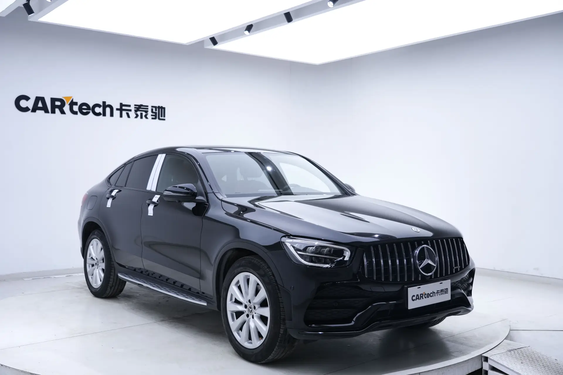 Mercedes-Benz GLC 260 4MATIC, 2021 2