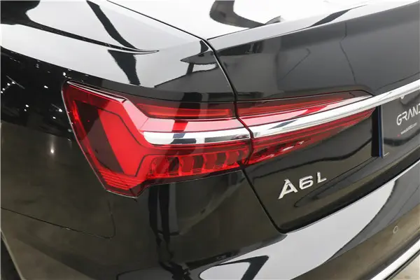 Audi A6L 45 TFSI, 2025 28