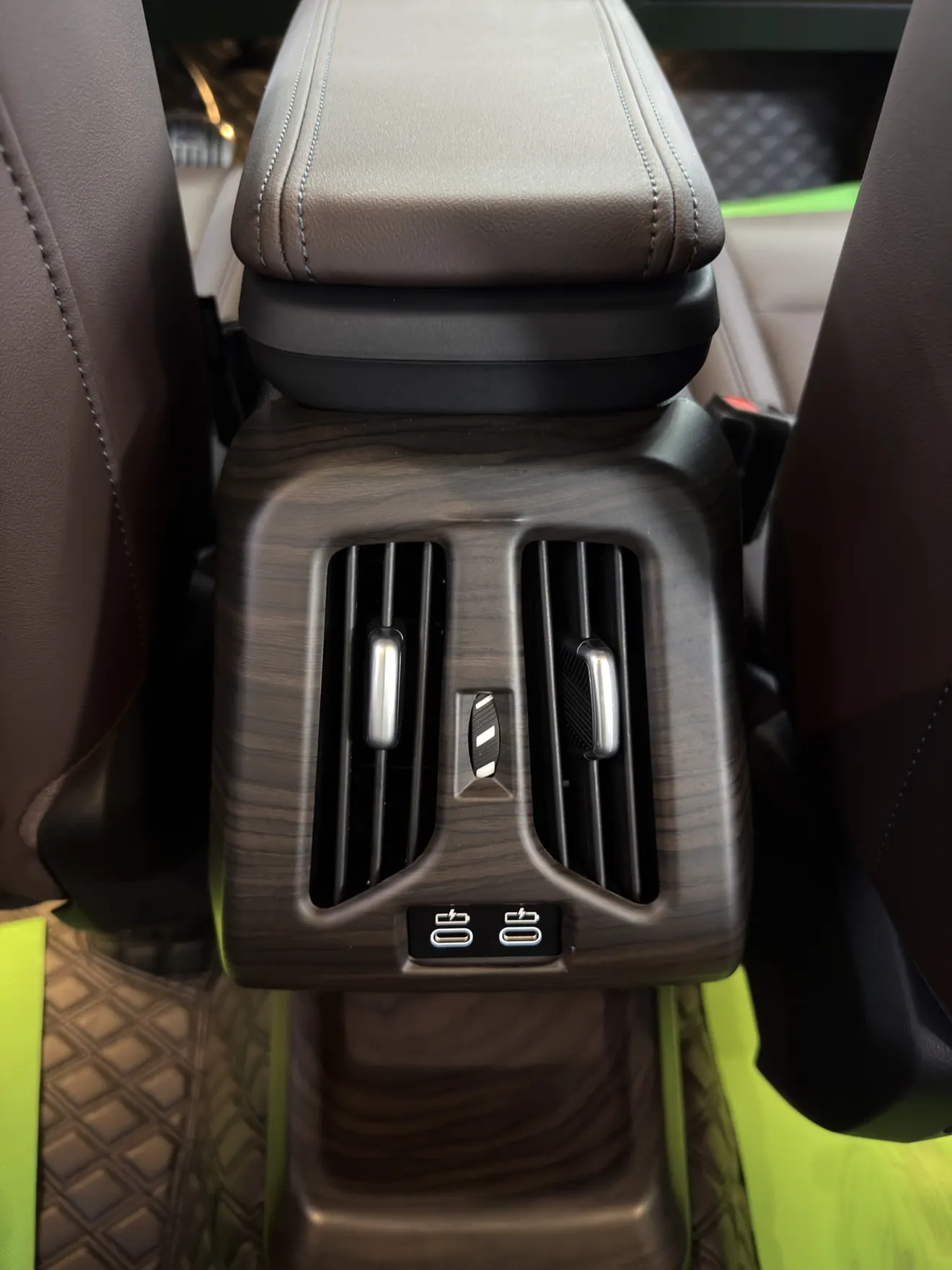 BMW X1, 2025 15