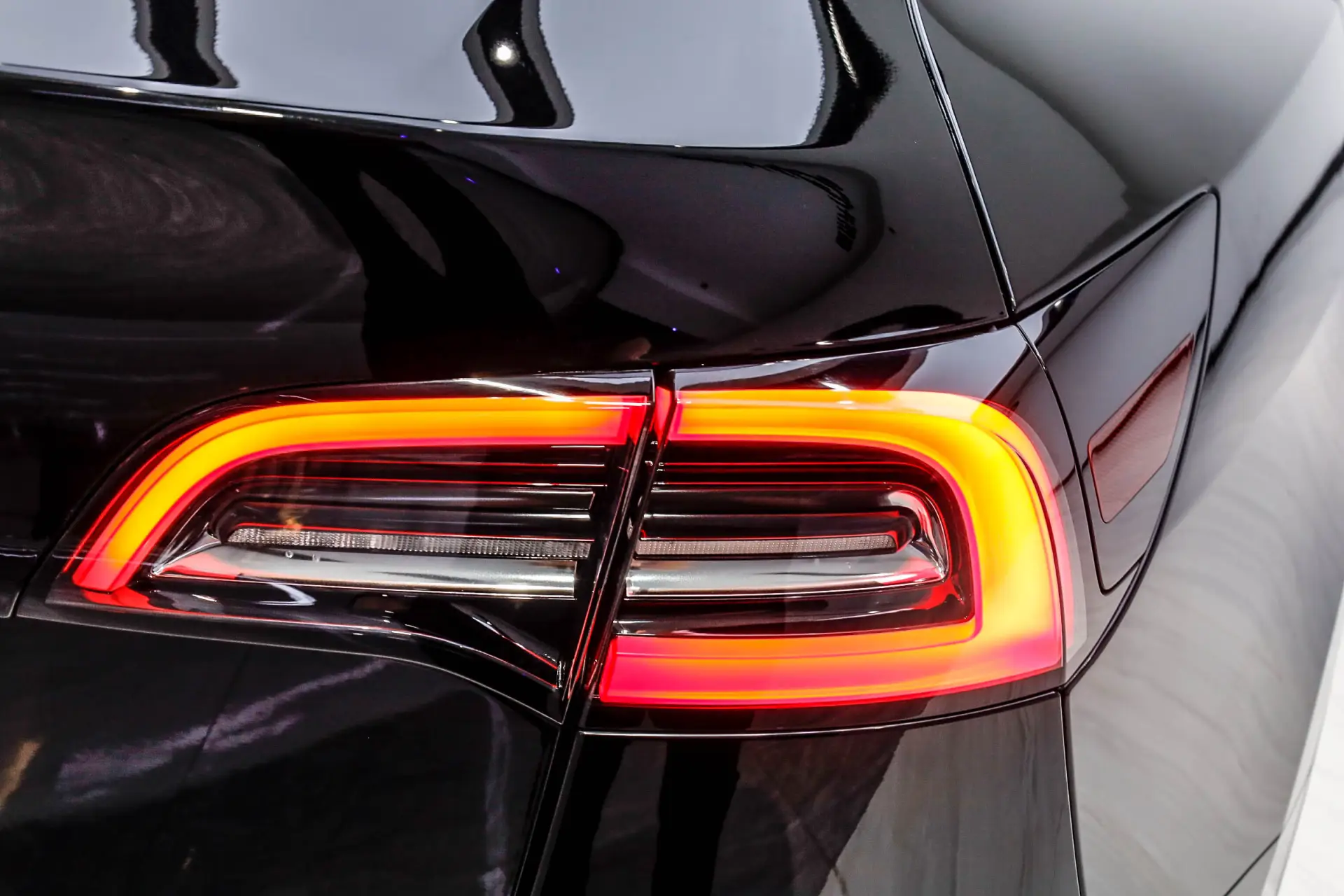 Tesla Model Y, 2023 6