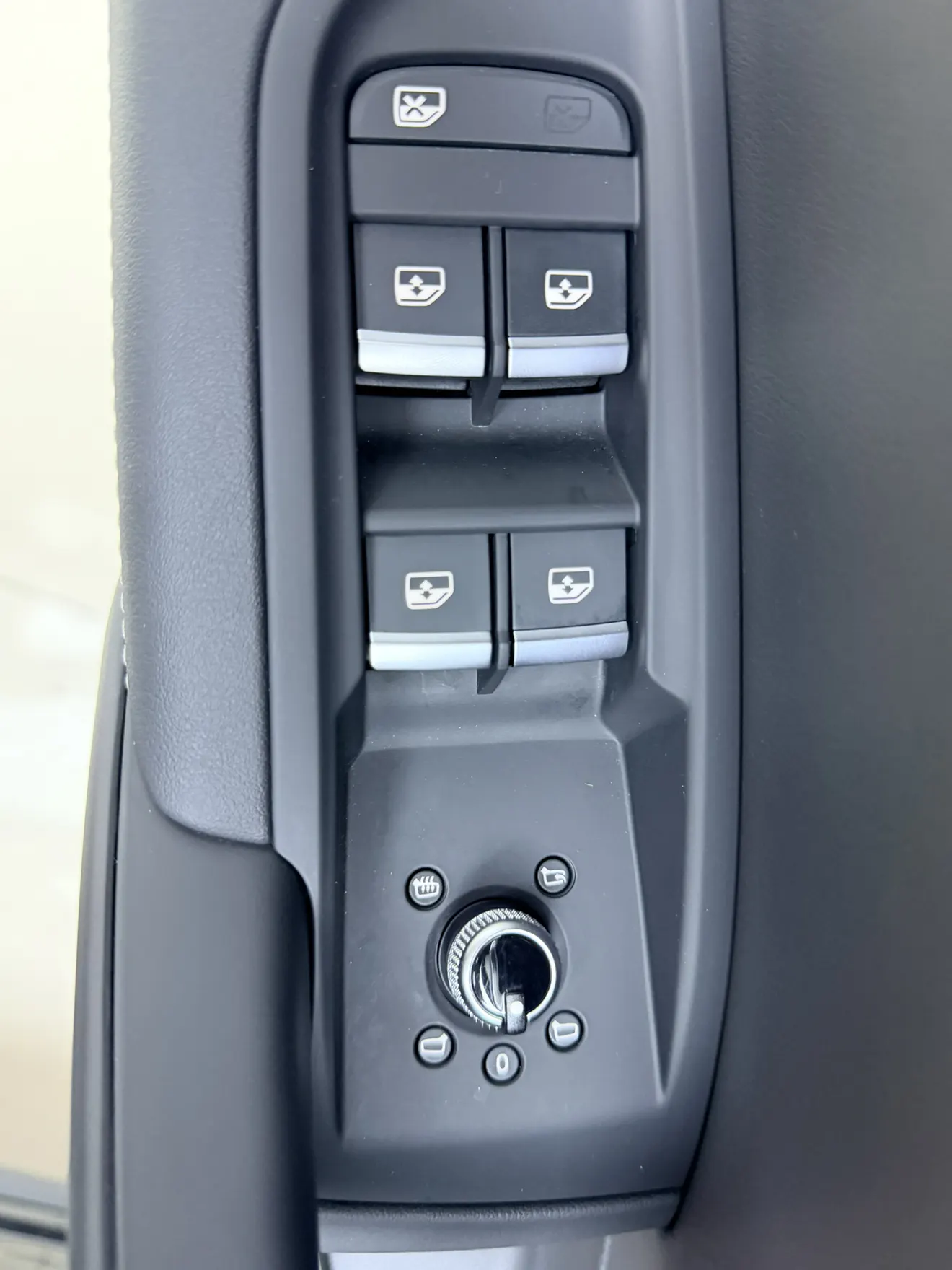 Audi Q5L 40, 2023 13