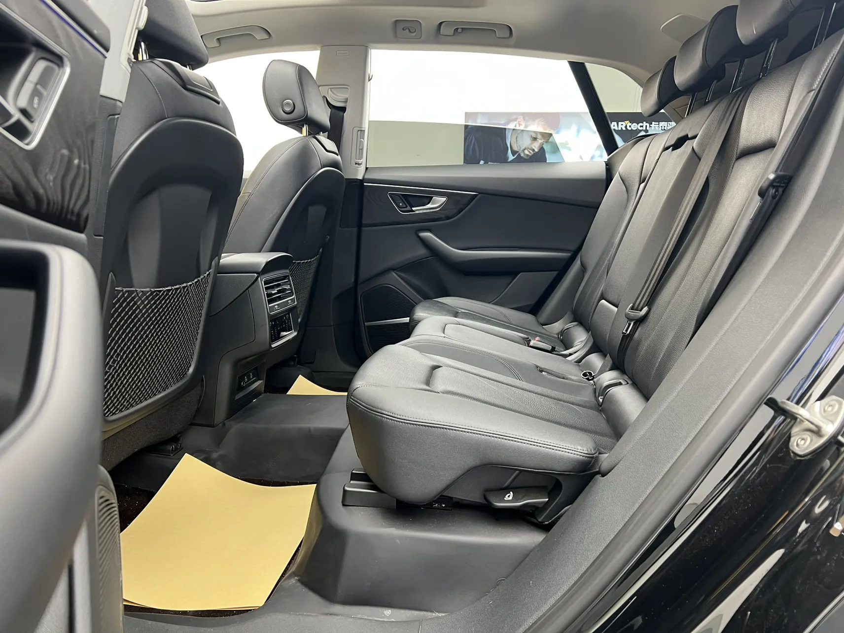 Audi Q8 55 TFSI, 2022 23
