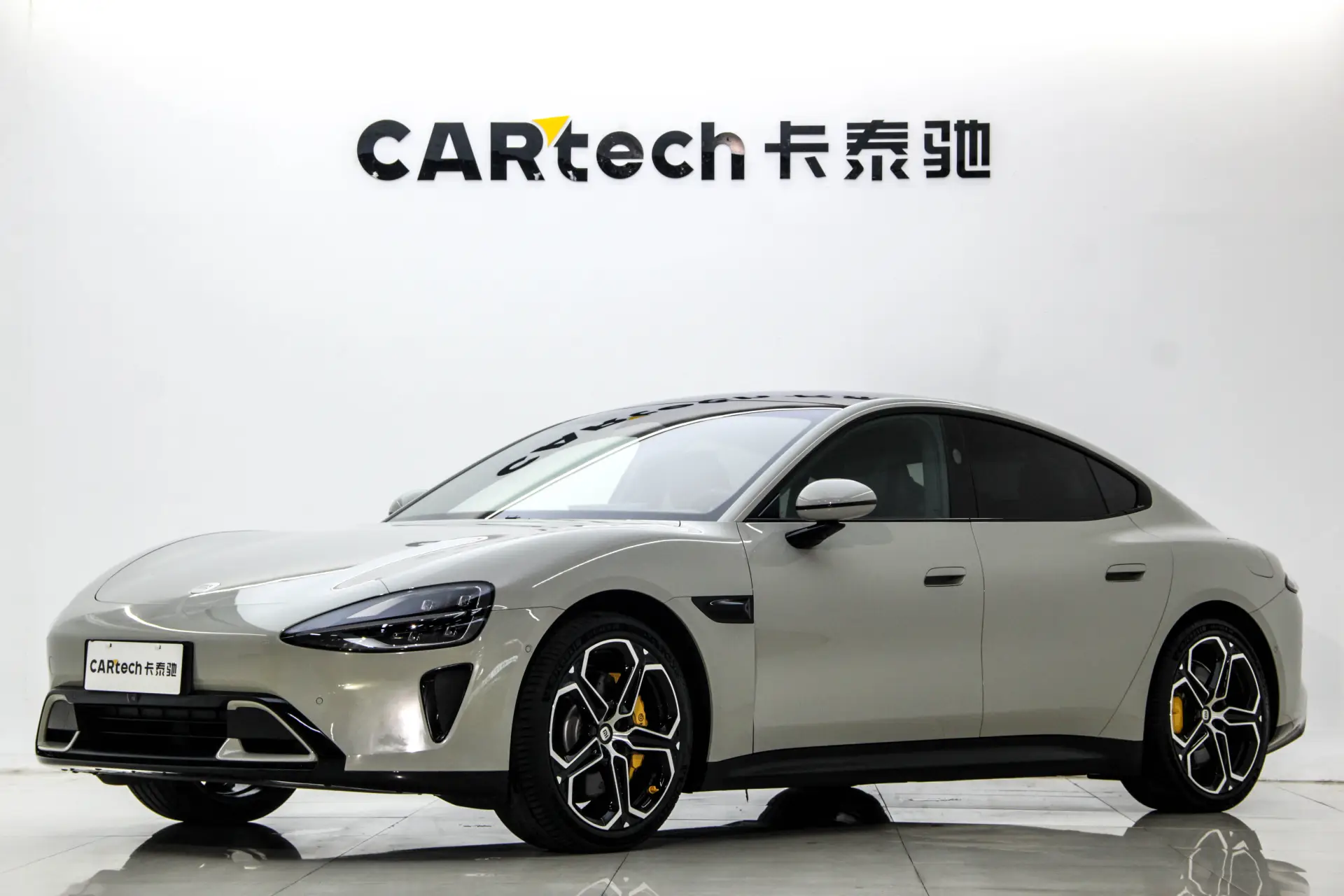Xiaomi SU7, 2025 12