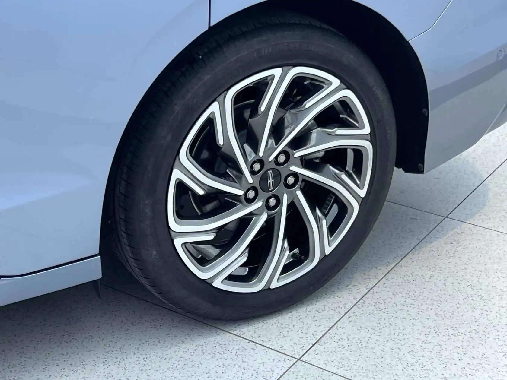 Lincoln Z, 2022 32