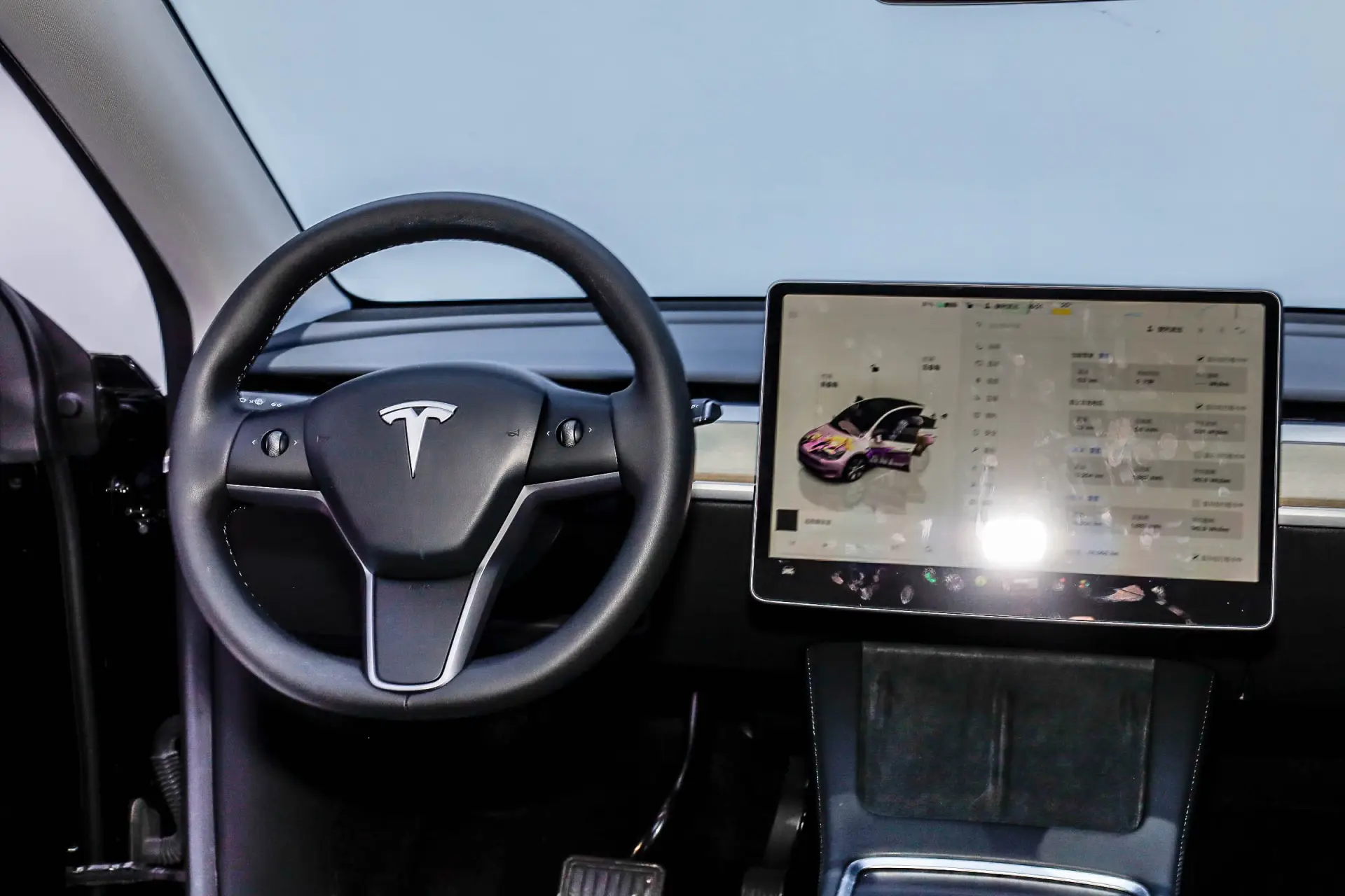 Tesla Model Y, 2023 31