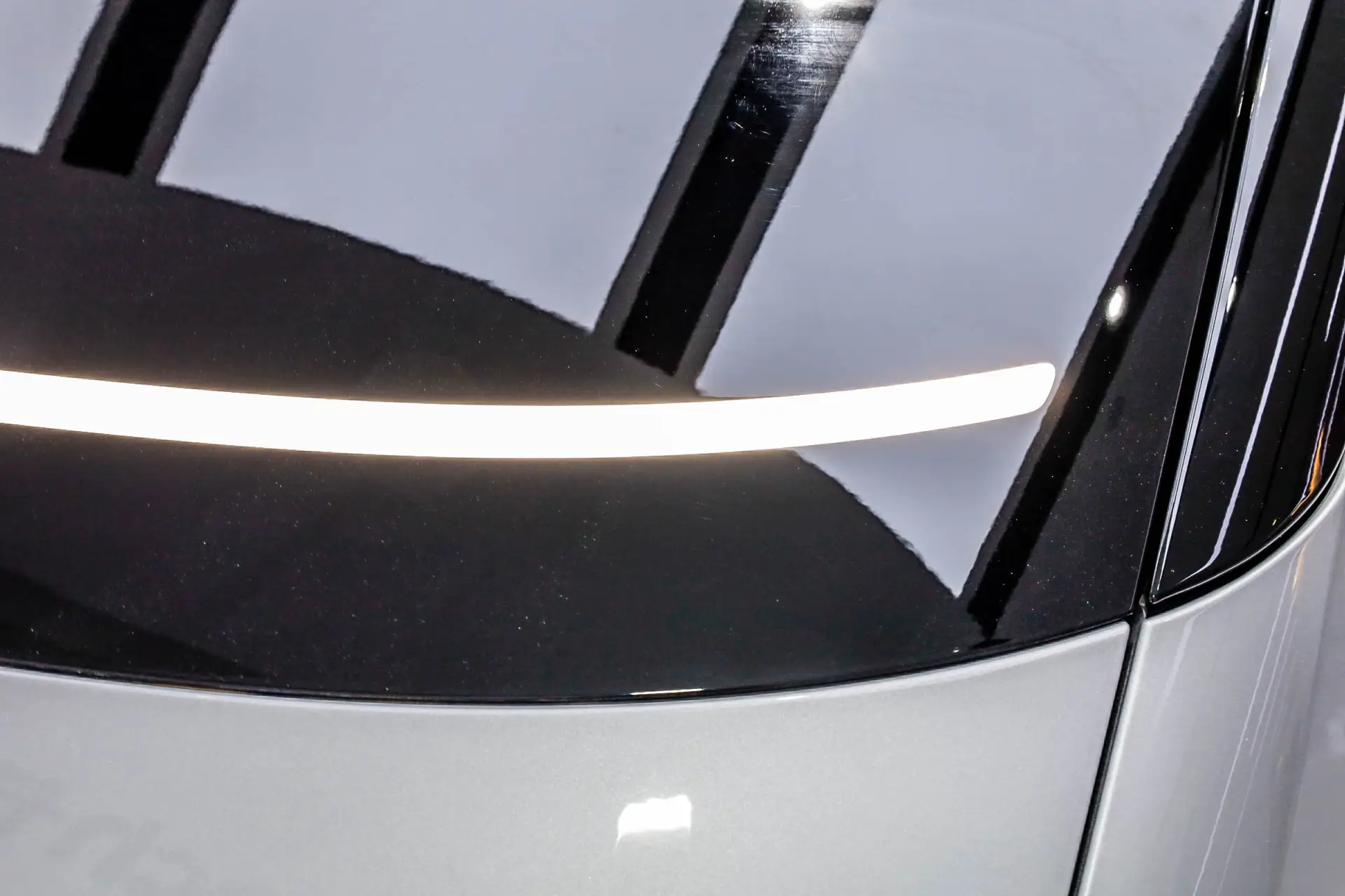 Li Auto MEGA, 2025 6