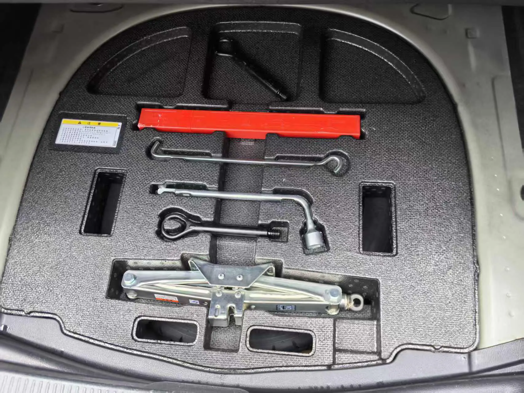 Toyota Camry, 2019 13