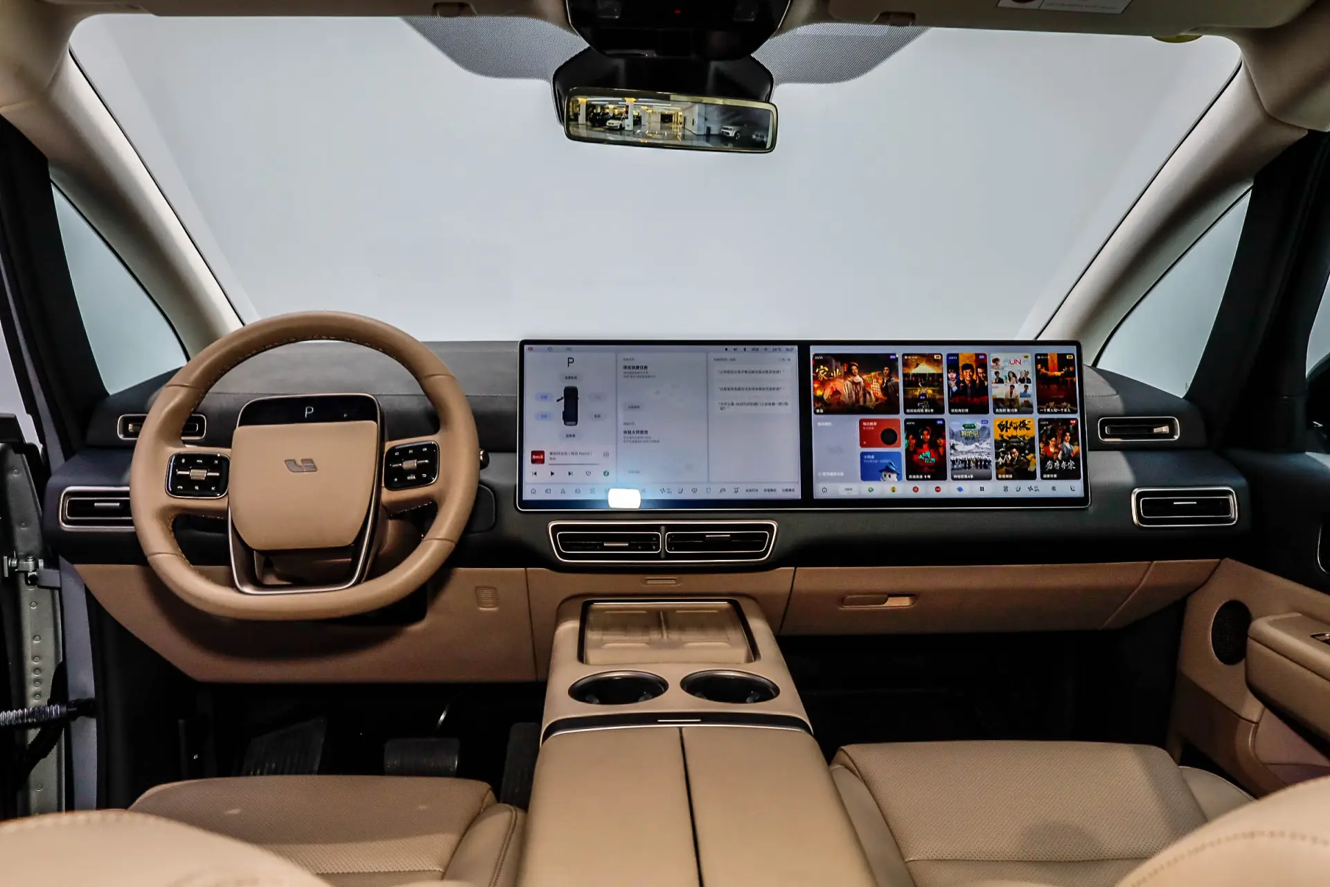 Li Auto MEGA, 2025 13