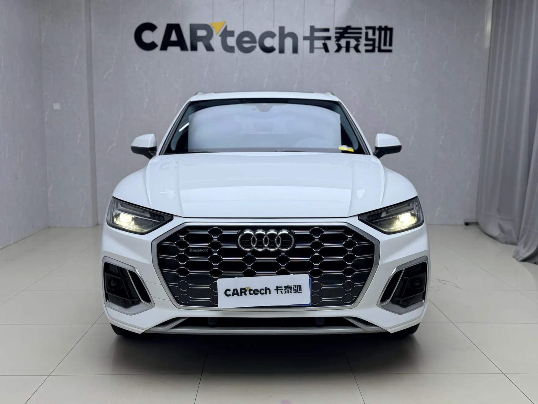 Audi Q5L 40, 2022 3
