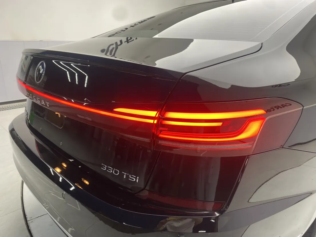 Volkswagen Passat, 2024 10