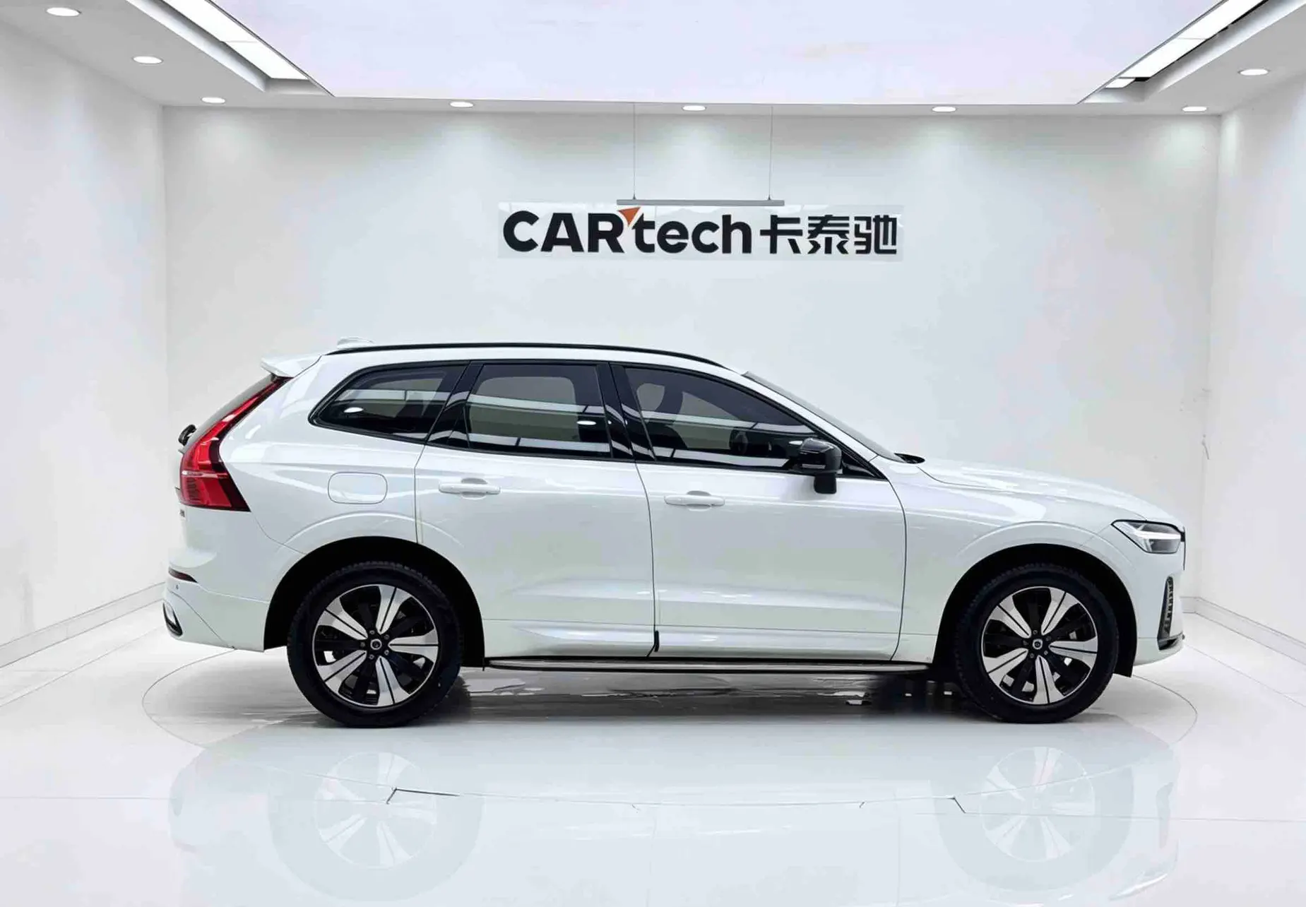 Volvo XC60, 2023 3