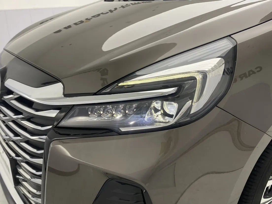 Buick GL8, 2024 8