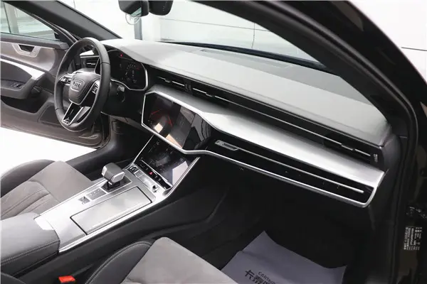 Audi A6L 45 TFSI, 2025 22