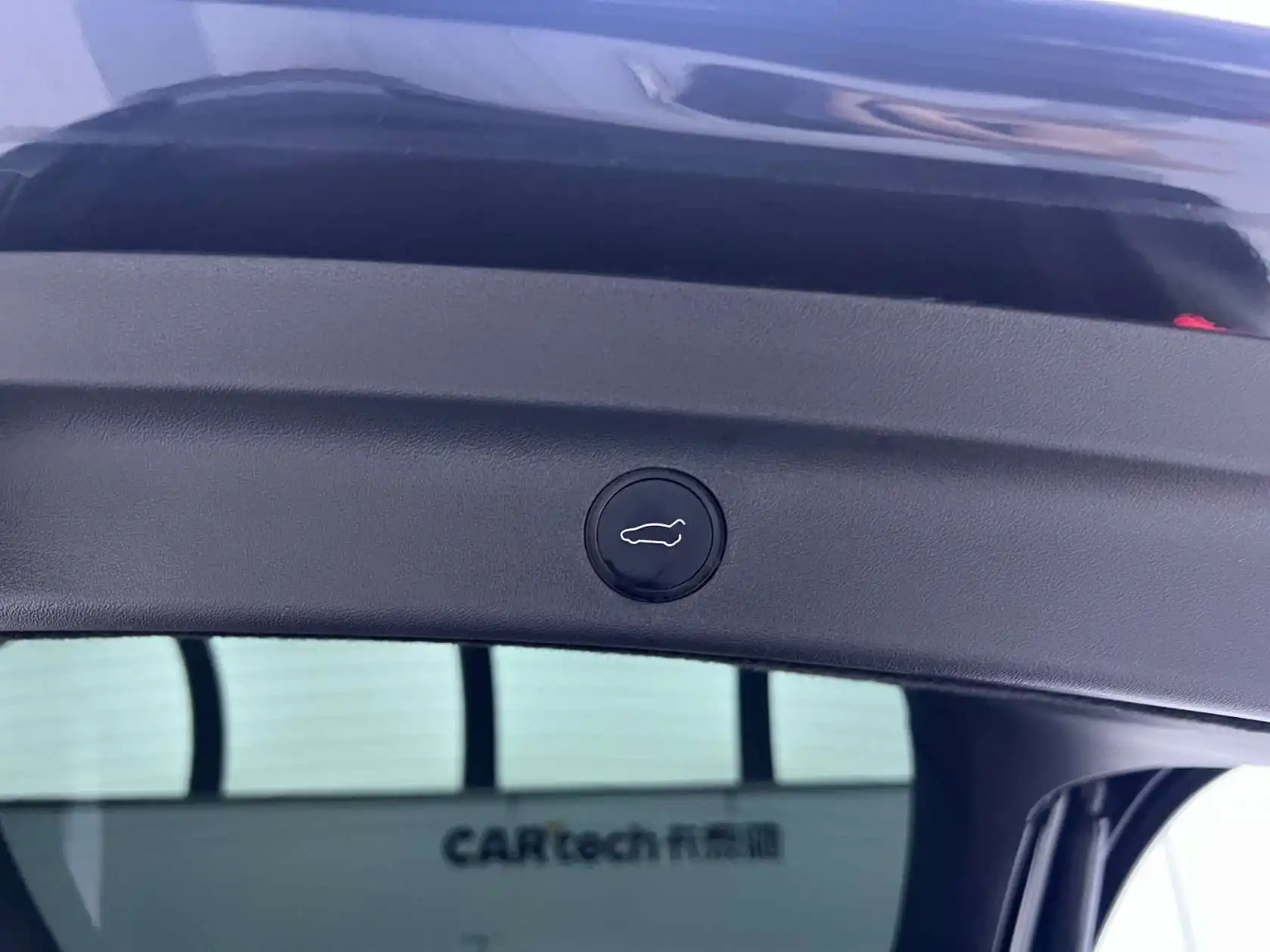 Tesla Model Y, 2022 23