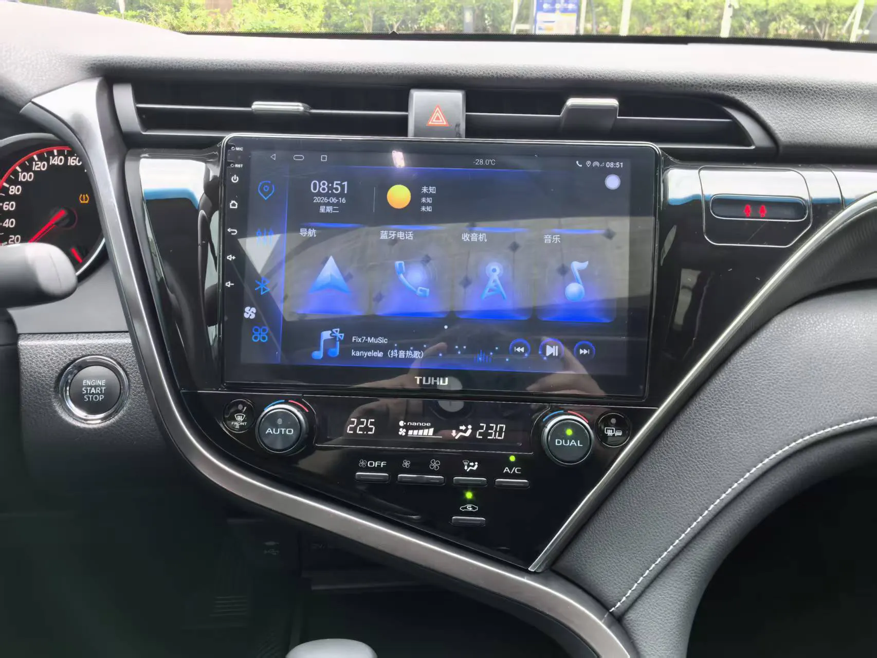 Toyota Camry, 2019 25