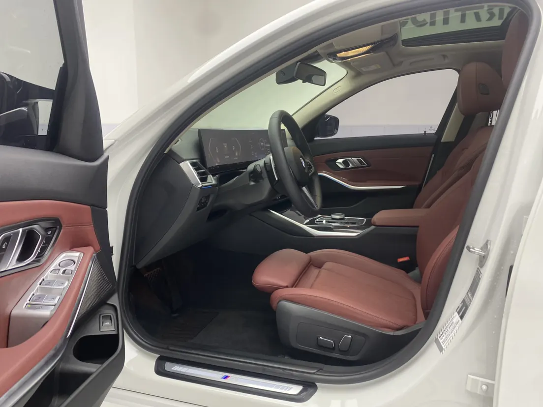 BMW 325Li, 2024 17
