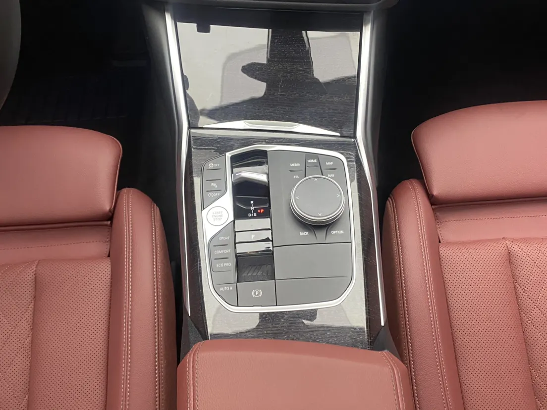 BMW 325Li, 2024 20