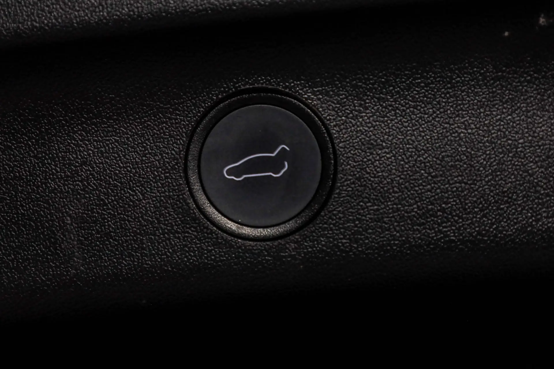 Tesla Model Y, 2023 20