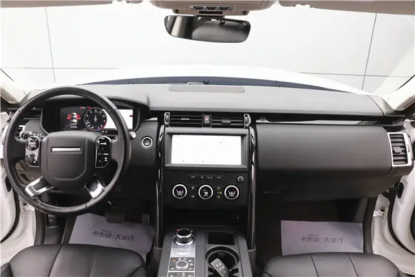 Land Rover Discovery, 2020 4