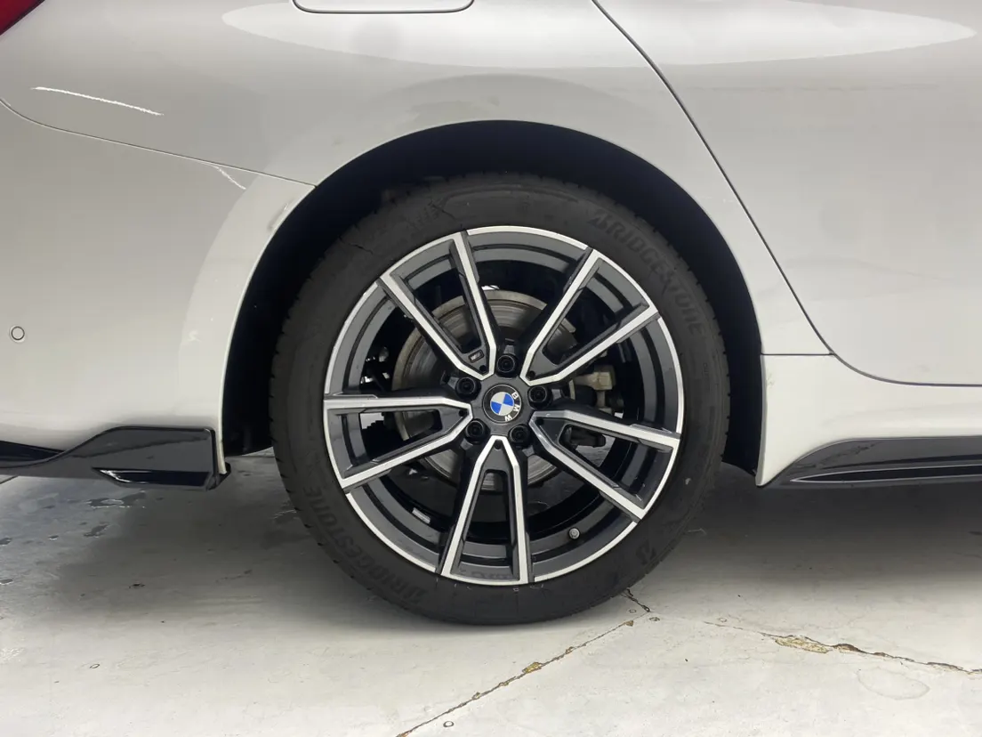 BMW 325Li, 2024 10