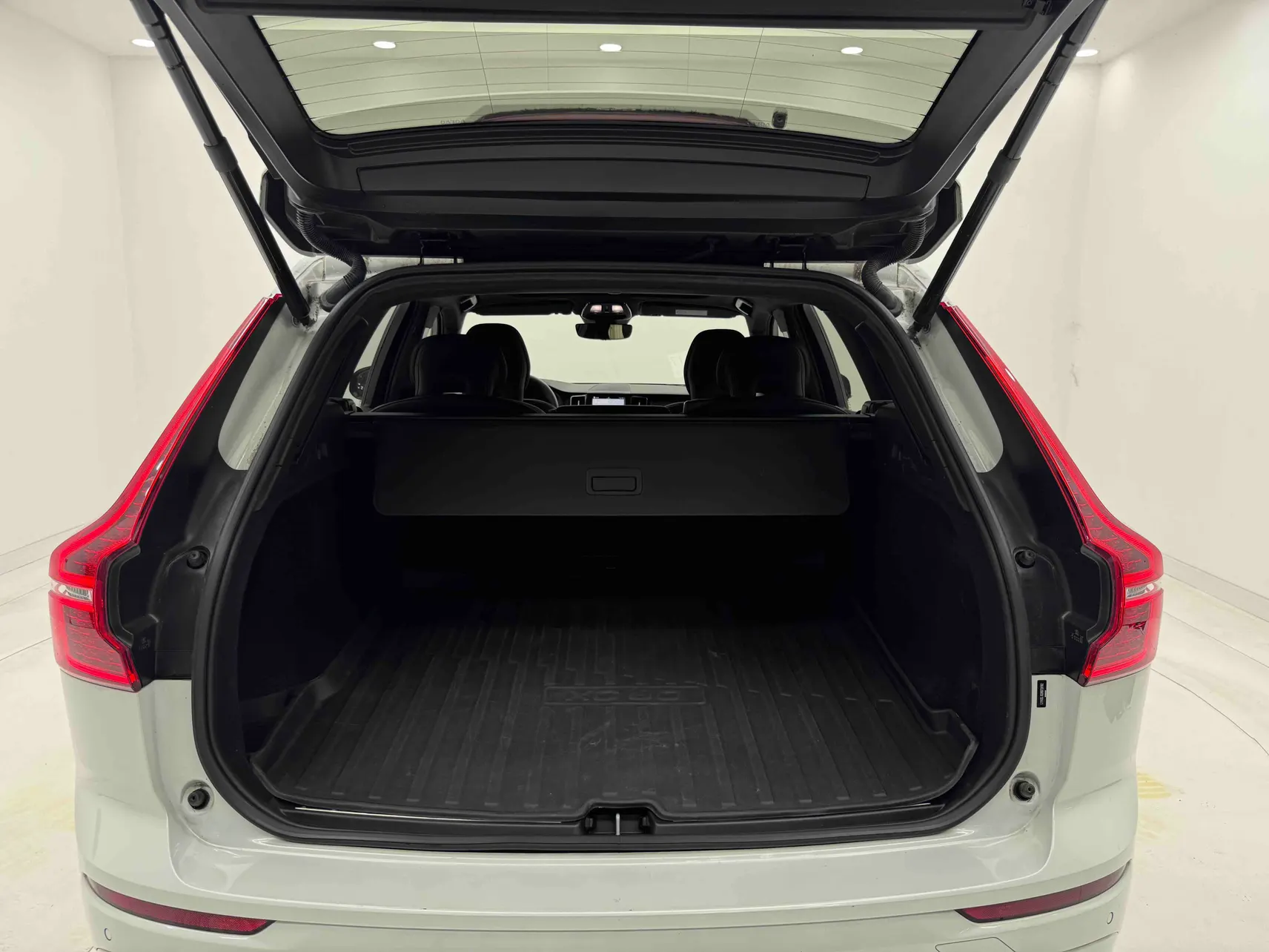 Volvo XC60, 2023 8