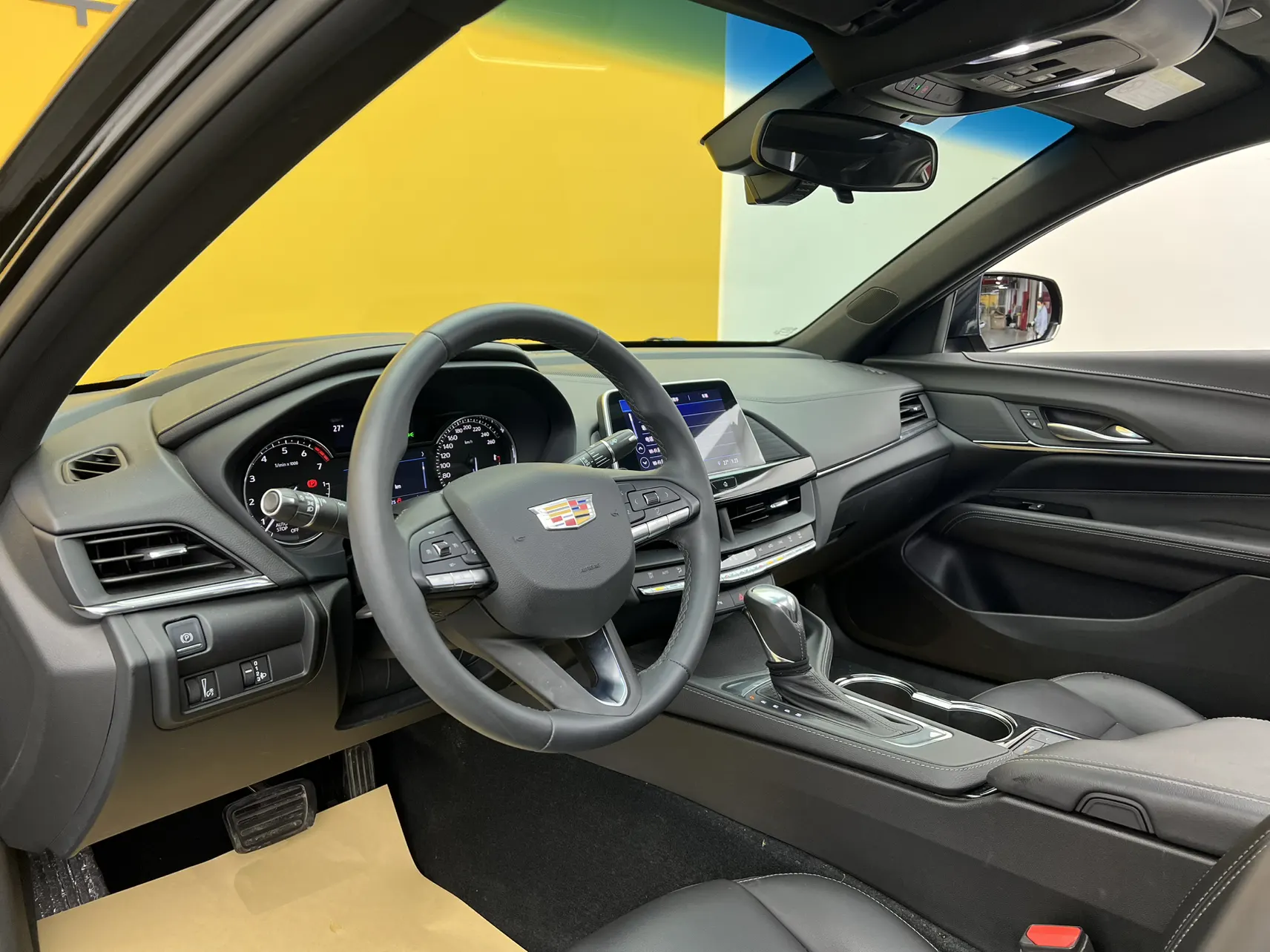 Cadillac CT4, 2023 29