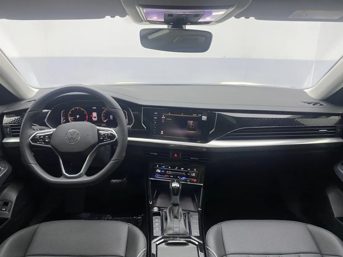 Volkswagen Passat, 2024 13