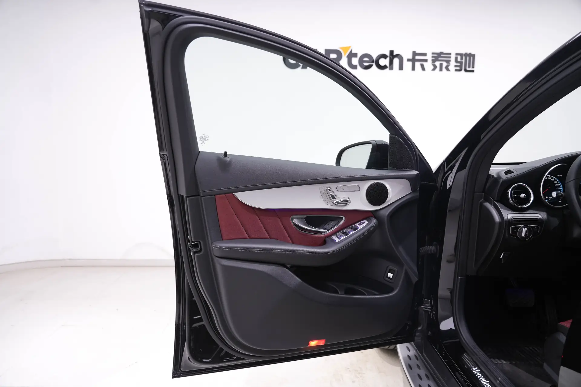 Mercedes-Benz GLC 260 4MATIC, 2021 18