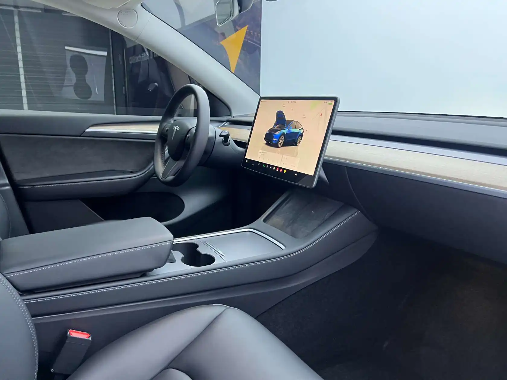 Tesla Model Y, 2022 17