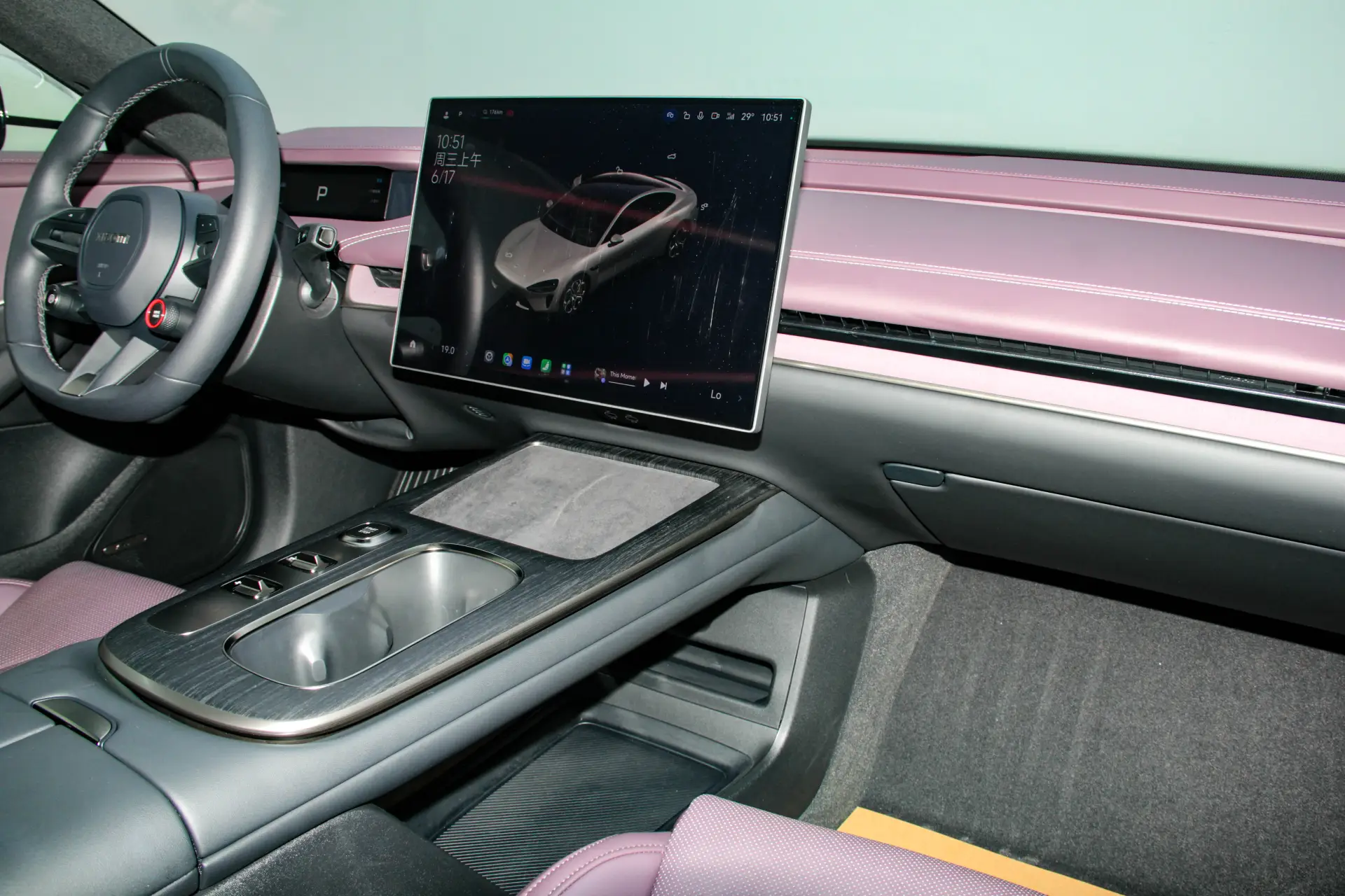 Xiaomi SU7, 2025 24
