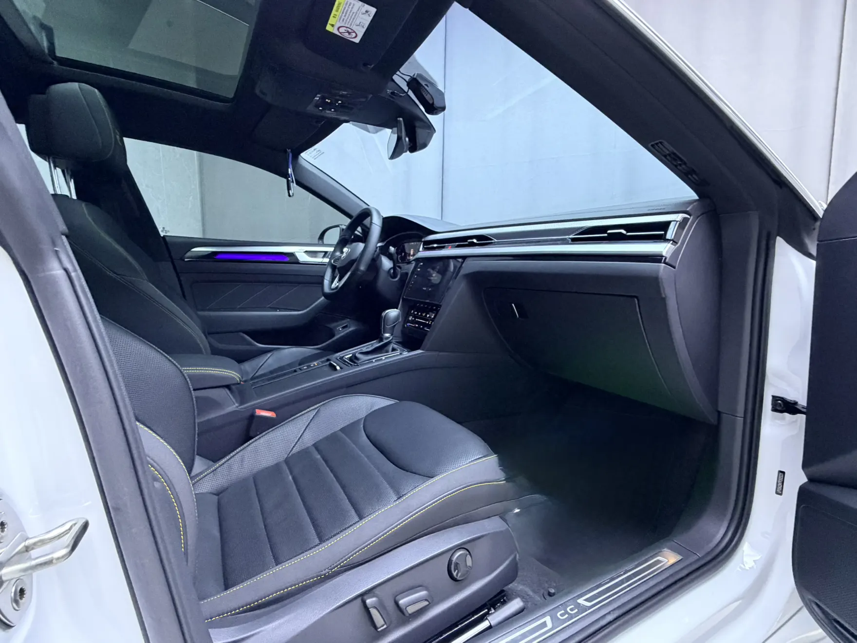 Volkswagen CC, 2025 10