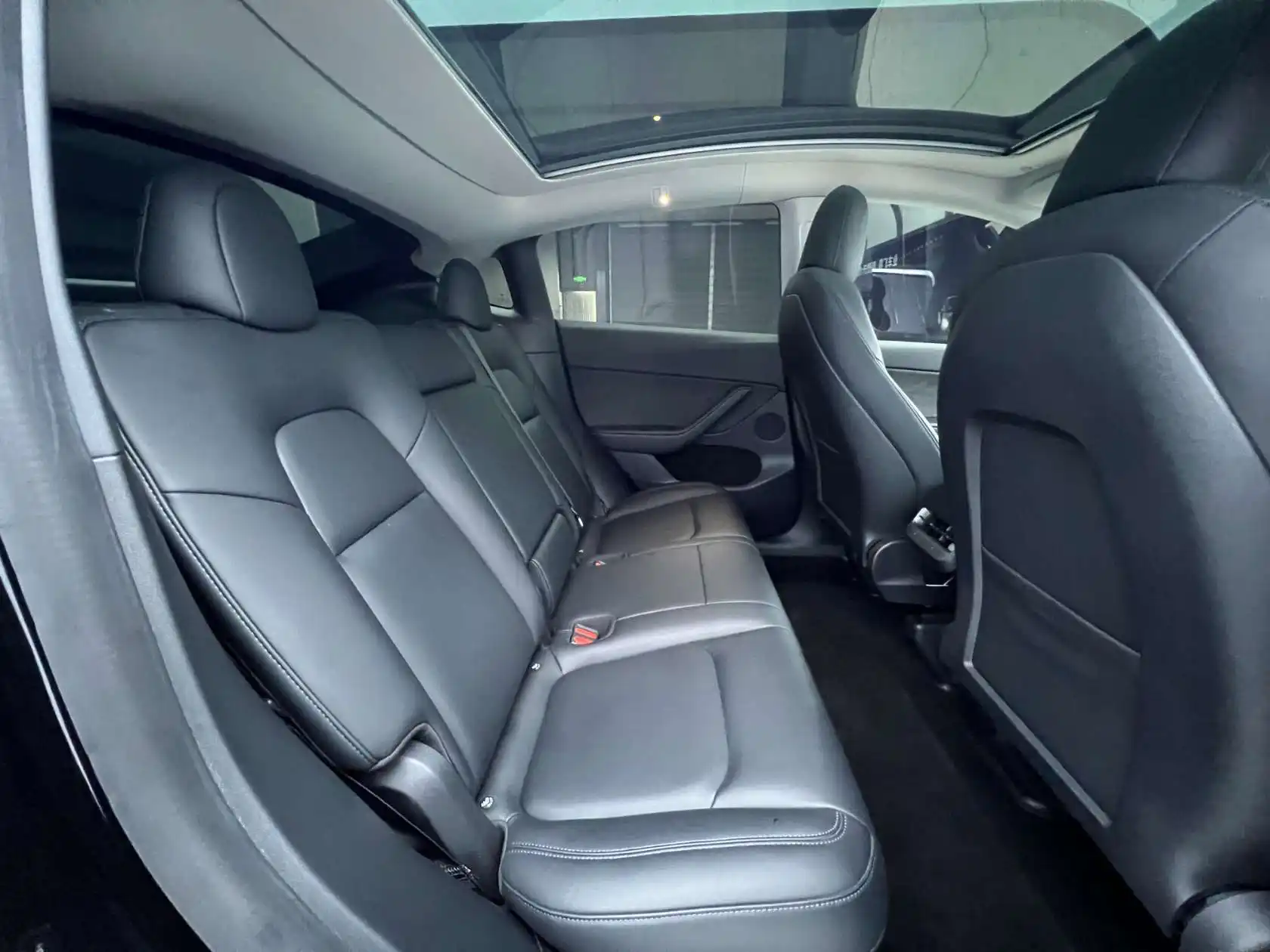 Tesla Model Y, 2022 14