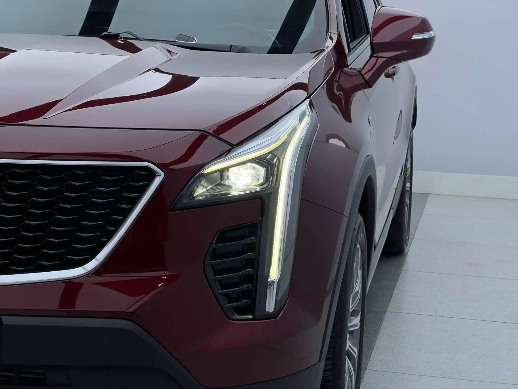 Cadillac XT4, 2019 все фото