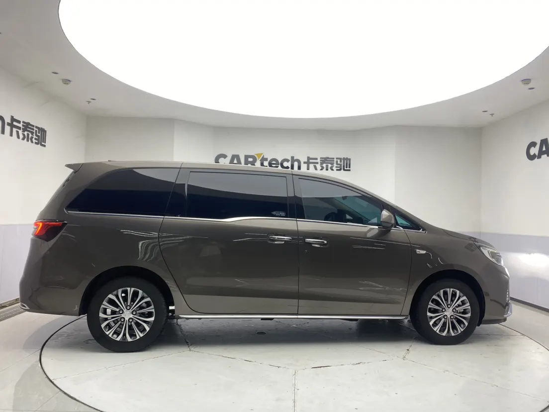 Buick GL8, 2024 4