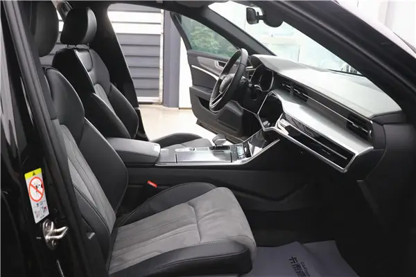 Audi A6L 45 TFSI, 2025 23