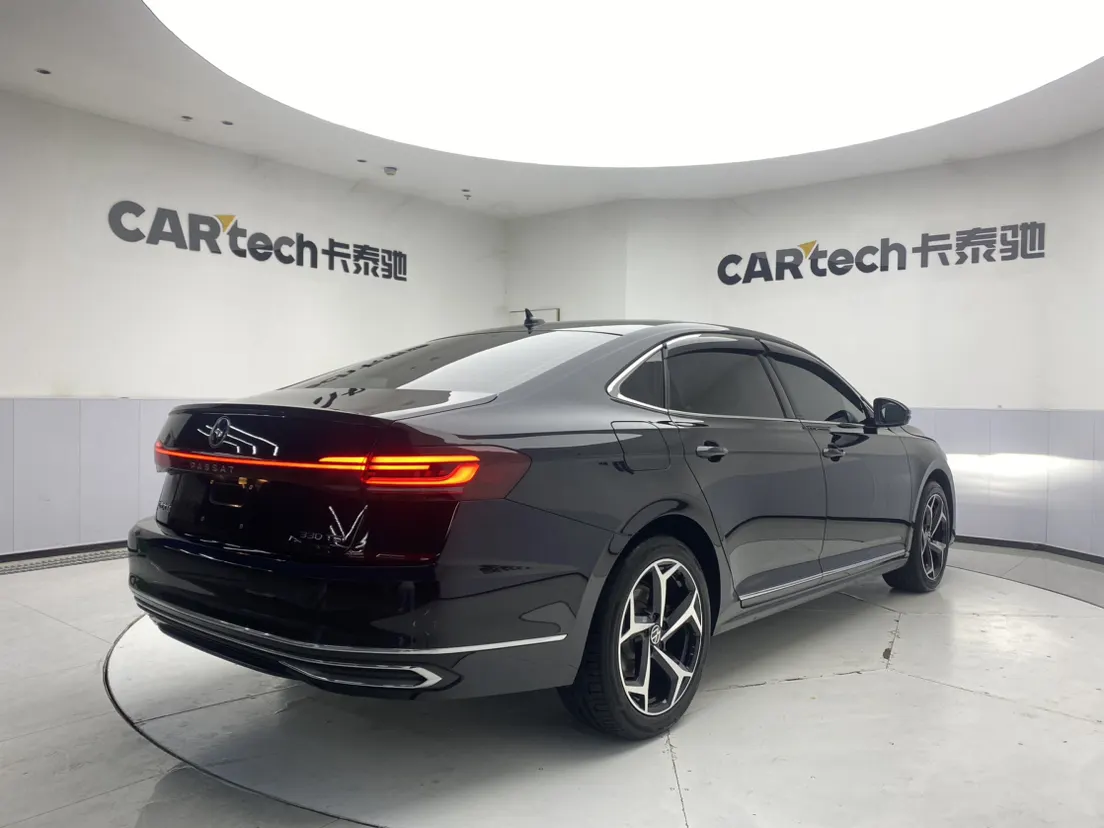 Volkswagen Passat, 2024 все фото