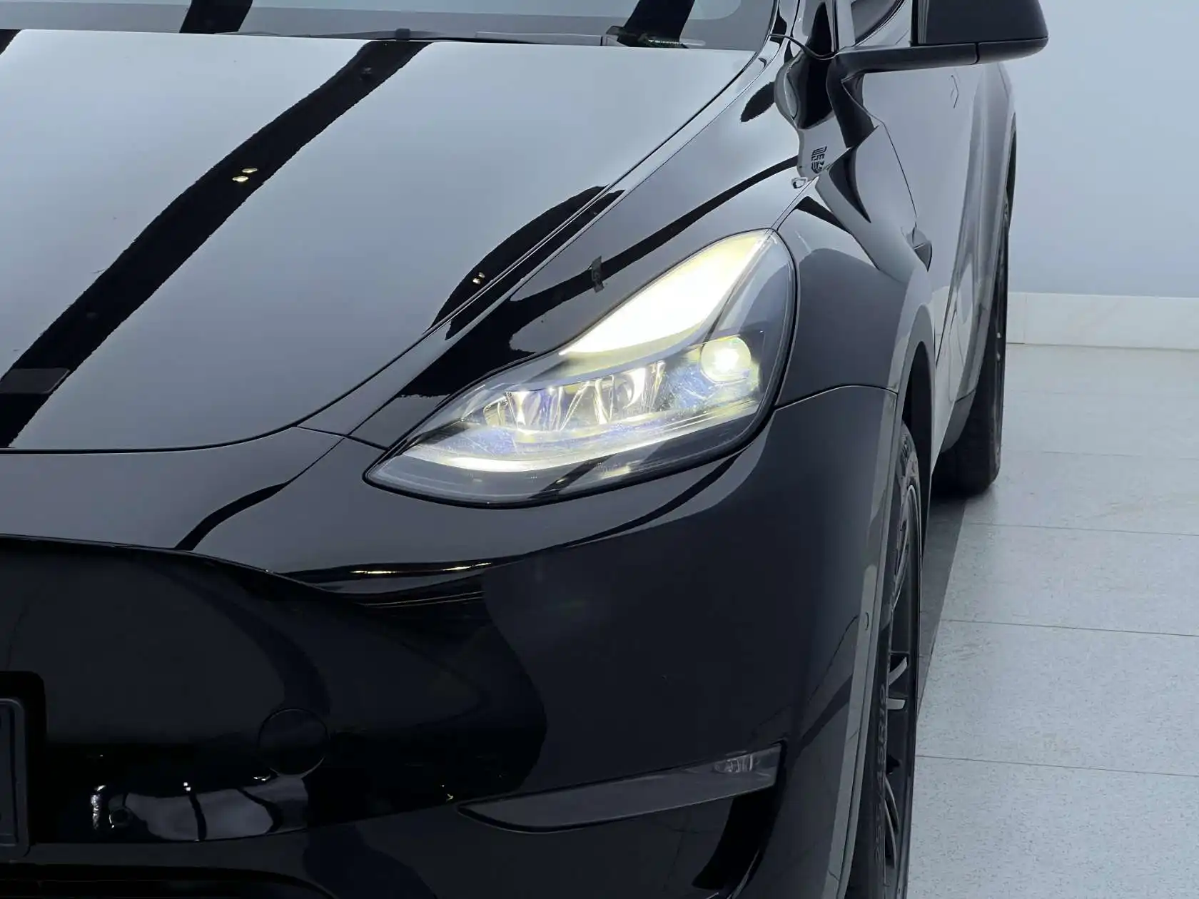 Tesla Model Y, 2022 все фото