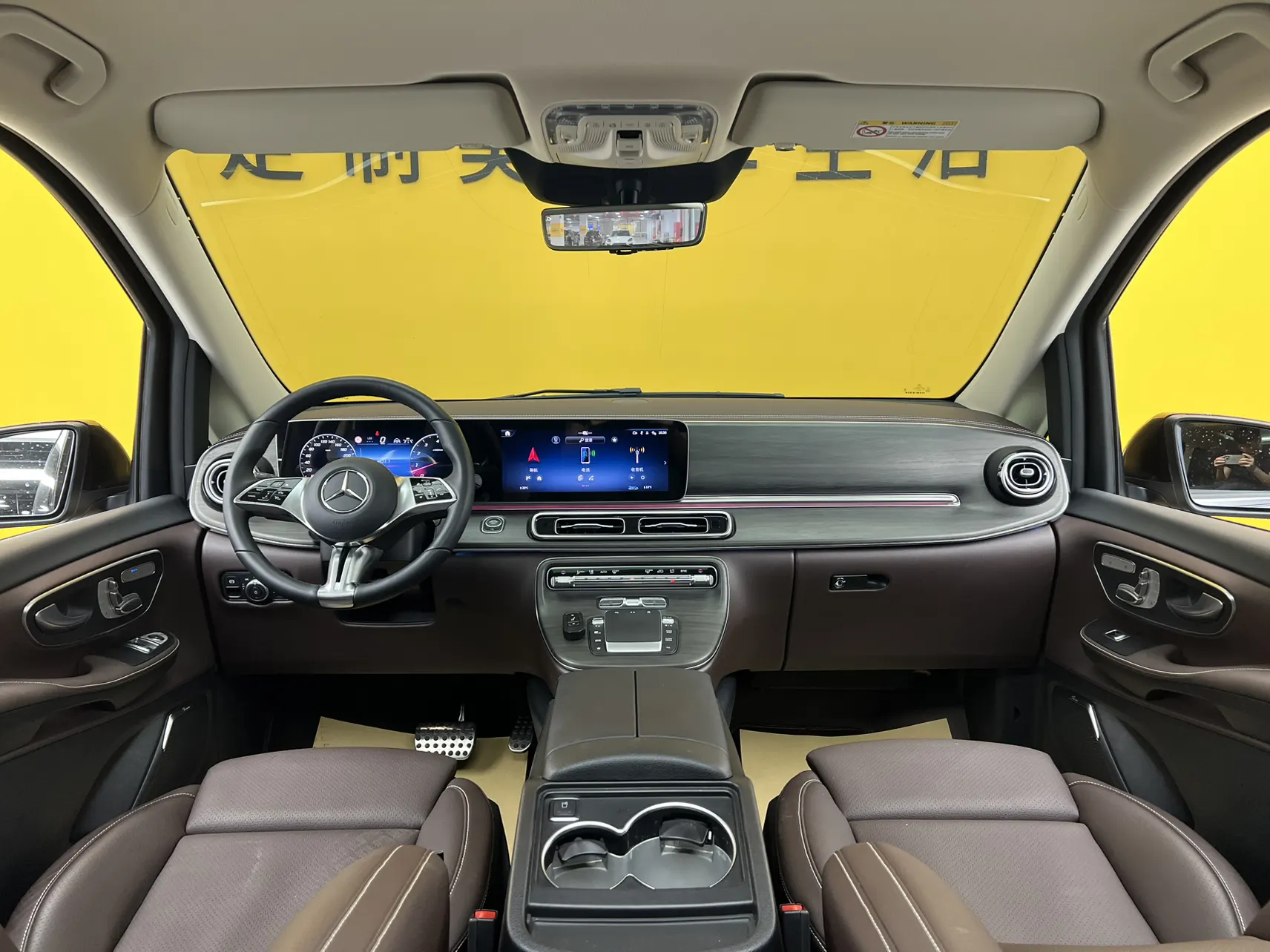 Mercedes-Benz V, 2025 45
