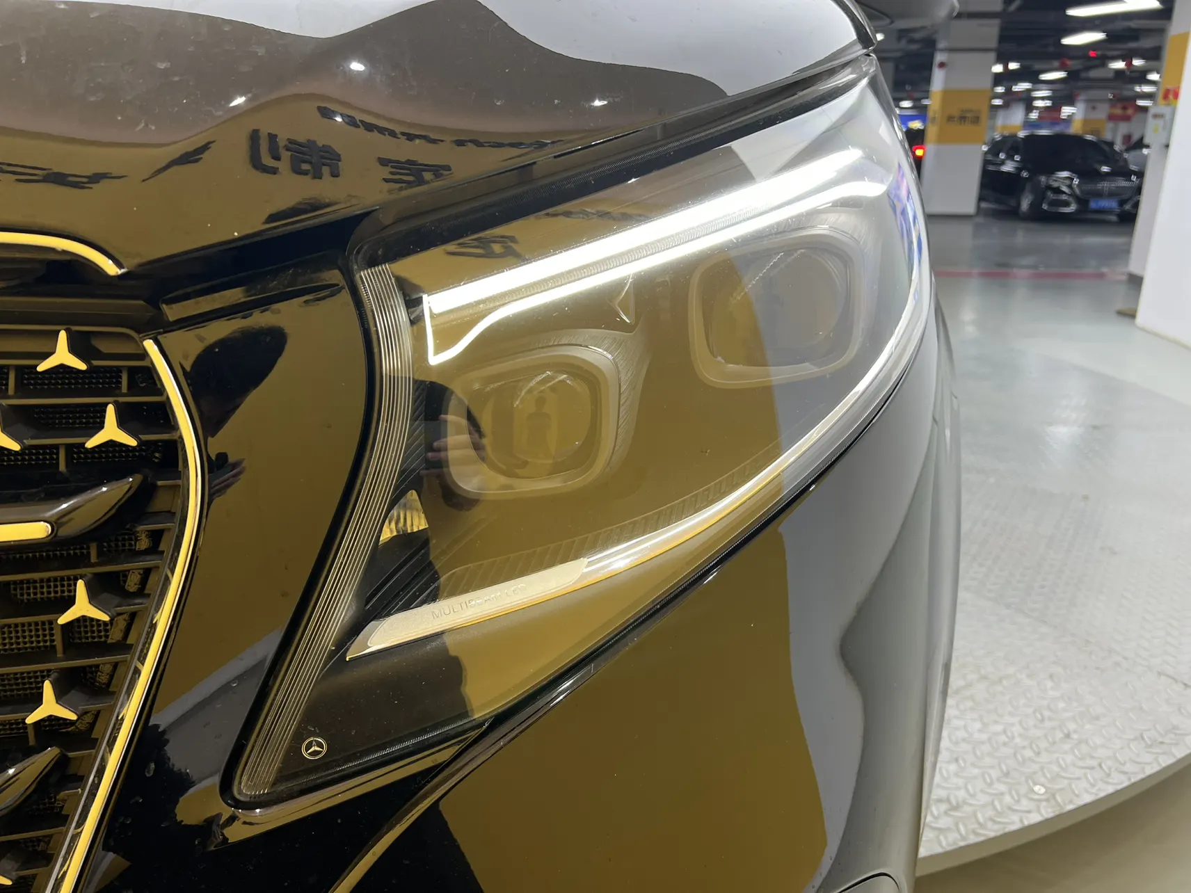 Mercedes-Benz V, 2025 8