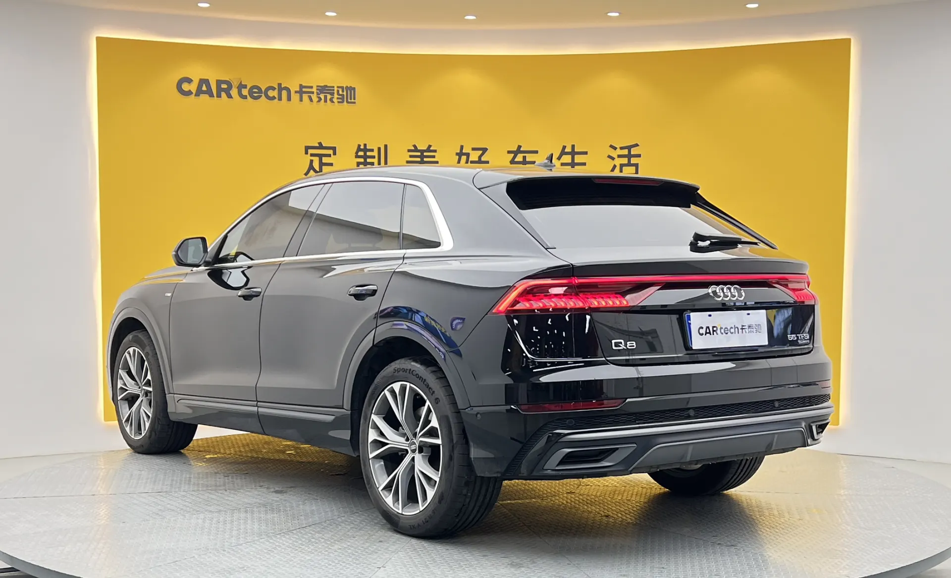 Audi Q8 55 TFSI, 2022 7