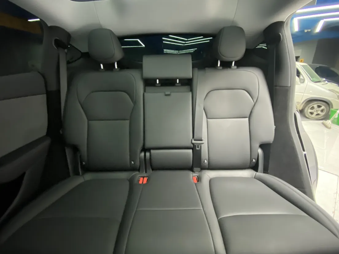Tesla Model Y, 2025 26