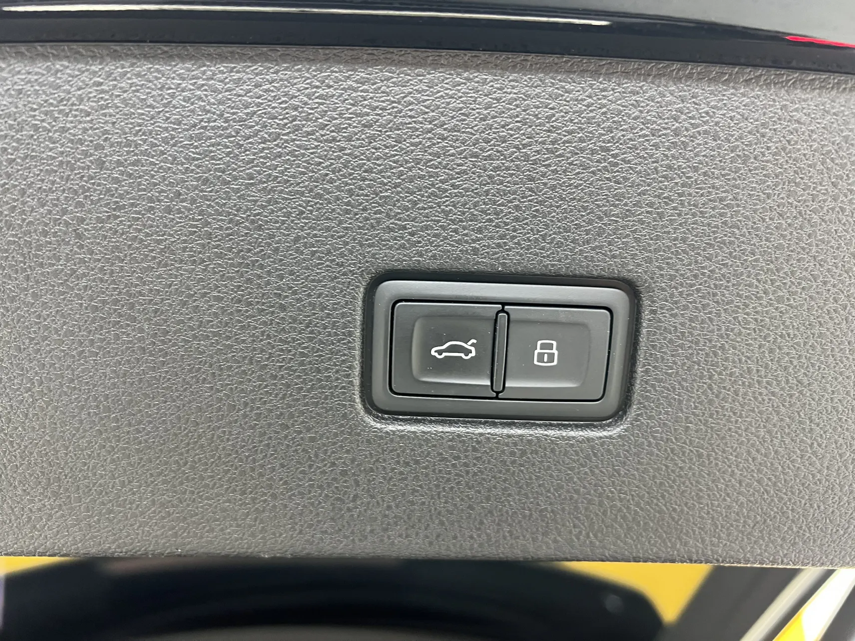 Audi Q8 55 TFSI, 2022 38